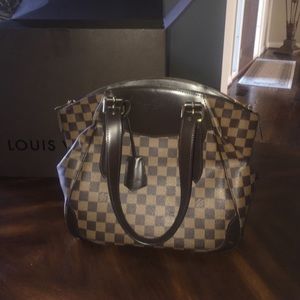 100% authentic Louis Vuitton bag